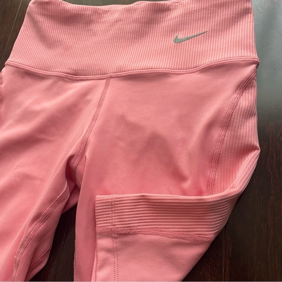 Nike Women Pink Biker Shorts Running Tight Fit Mid Rise Ribbed Panel Spandex XS - Picture 3 of 10